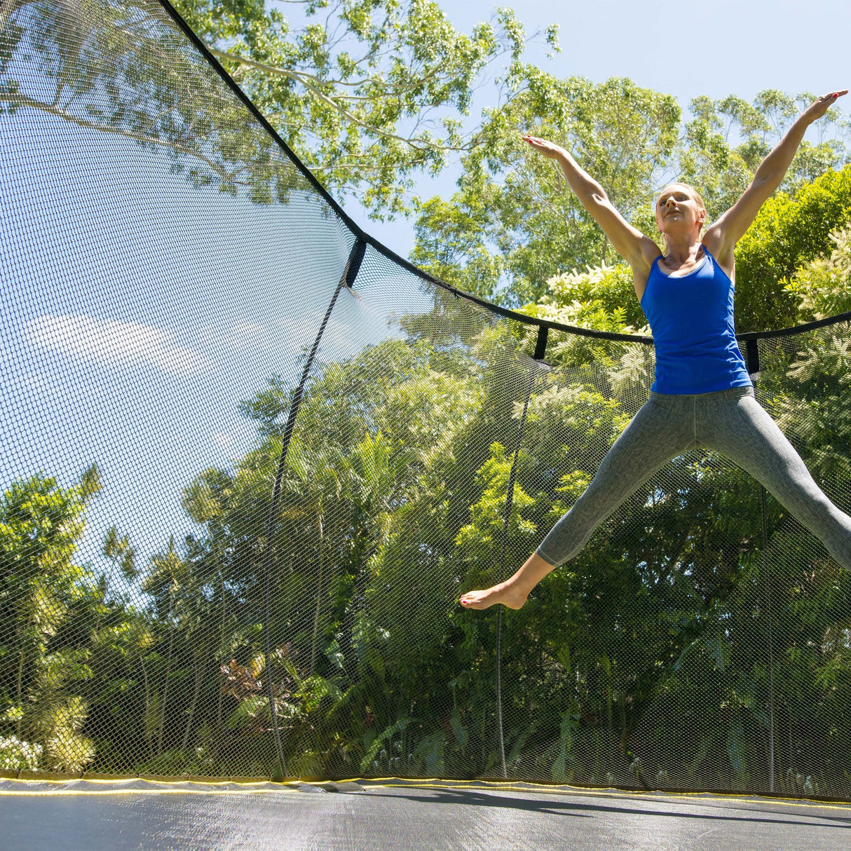 11ft Springfree Large Square Trampoline S113